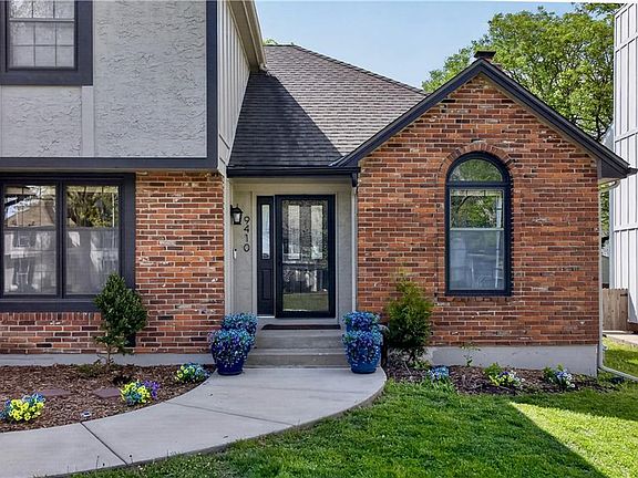 2nd image of 9410 Hall Dr