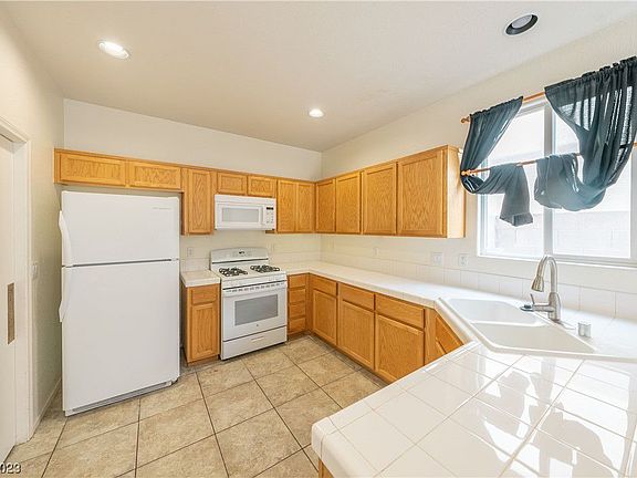 5th image of 7172 Bird Cherry St