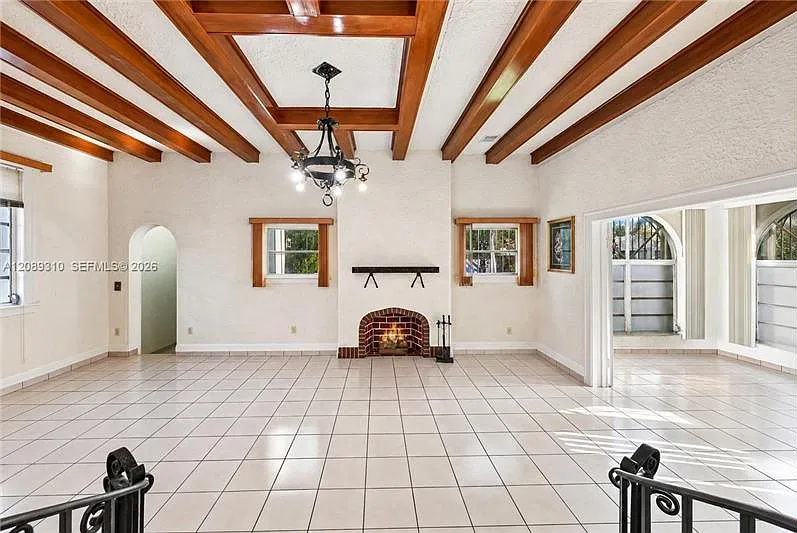 2 bed, $3,000 — Photo 2