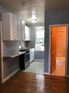 616 10th St APT 5, Union City, NJ, 07087