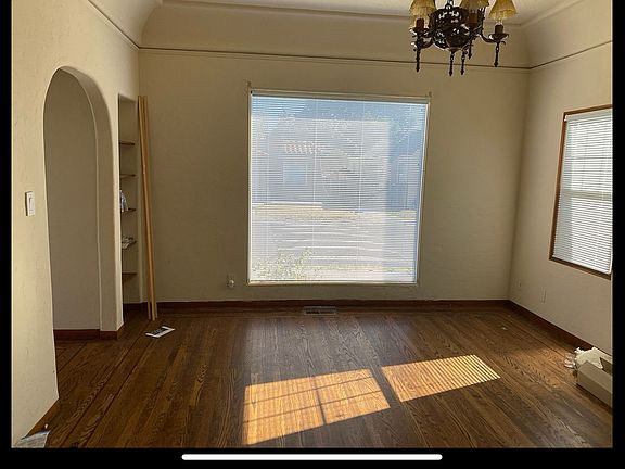5th image of 1312 Alabama St