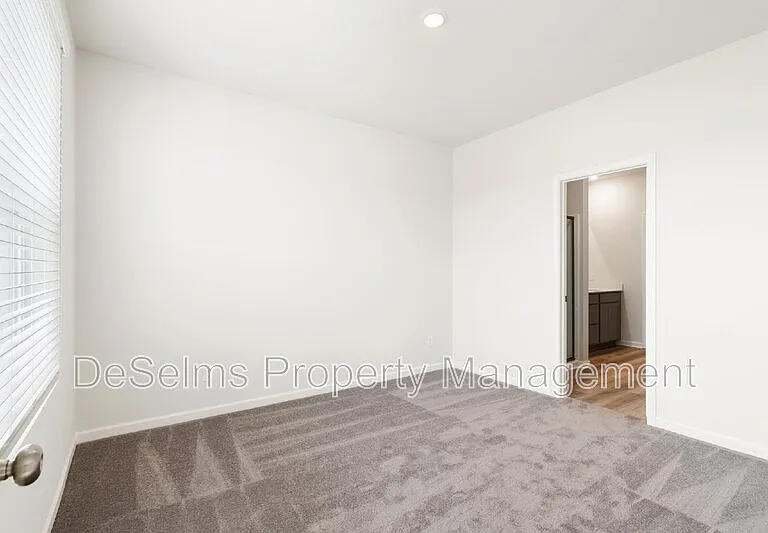 431 Alcott Way — Photo 20