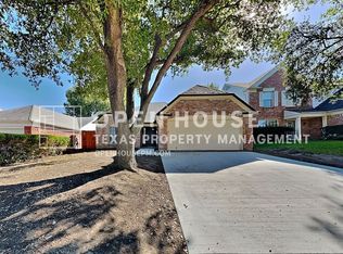 818 Bracken Pl, Arlington, TX 76017