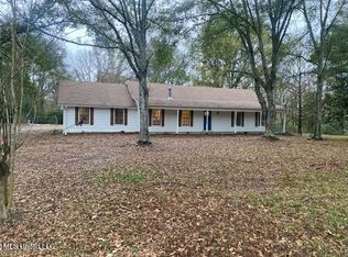 2339 N Pine Lea Dr, Jackson, MS 39209