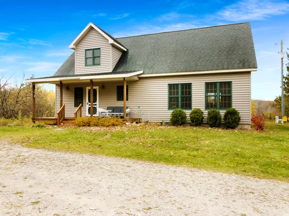 3460 Cherry Hill Rd, Boyne Falls, MI 49713