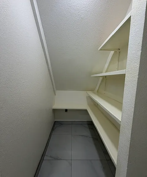 4304 W Rogers Rd — Photo 14