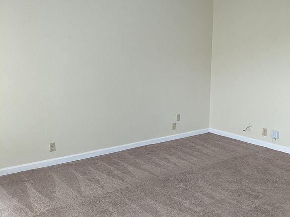 5th image of 2127 Audubon Ave APT 24