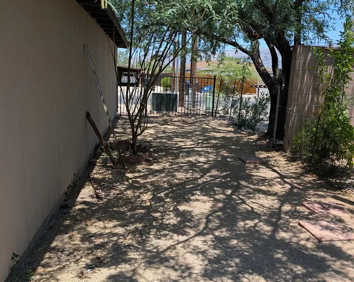 3078 N Cherry Ave — Photo 15