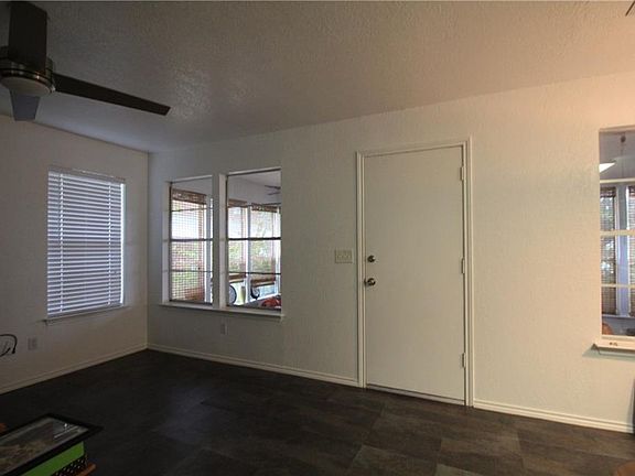 2nd image of 1333 E Lake Dr