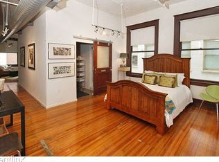 1623 Main St, Dallas, TX 75201