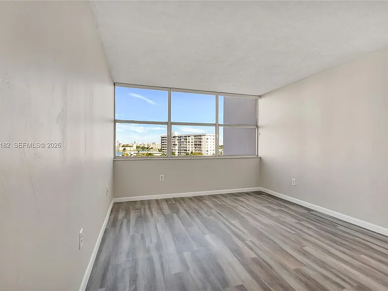 1300 NE Miami Gardens Dr #714E — Photo 20