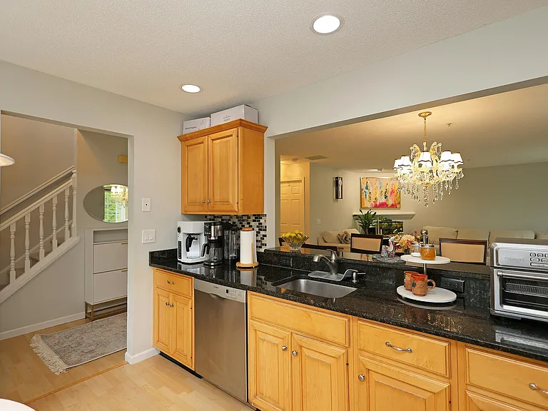 633 Danbury Rd #22 — Photo 12