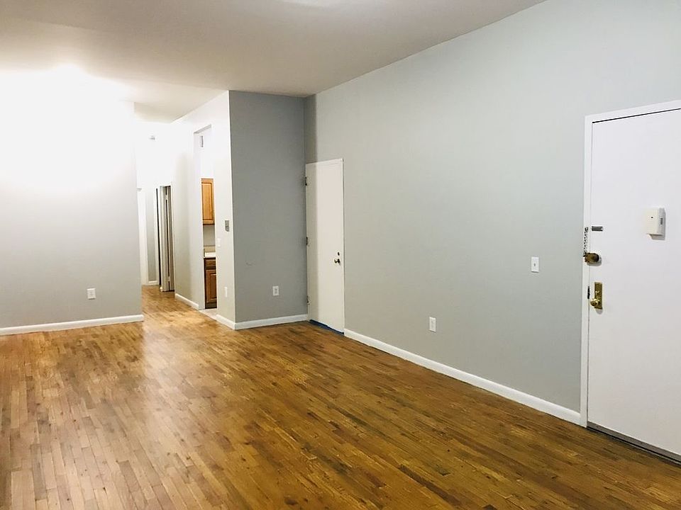 1st image of 298 Rogers Ave #1