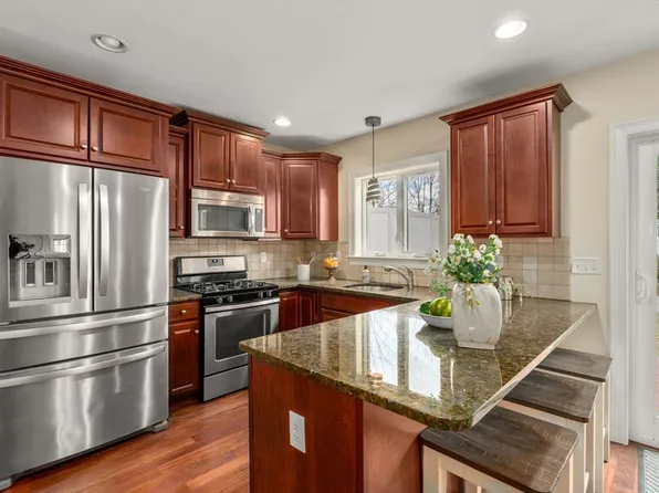 46 Marivista Ave, Waltham, MA 02451