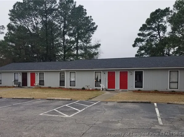 1785 Shirley Ct, Fayetteville, NC 28304