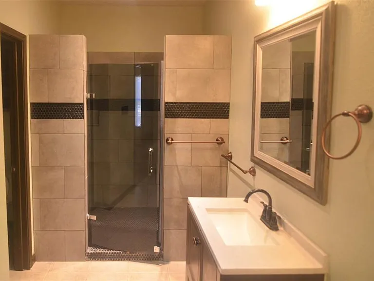 16402 Malden Dr — Photo 17