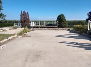 410 3rd St, Westervelt, IL 62565