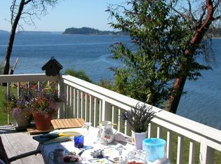 200 E Rocky Point Ln, Belfair, WA 98528