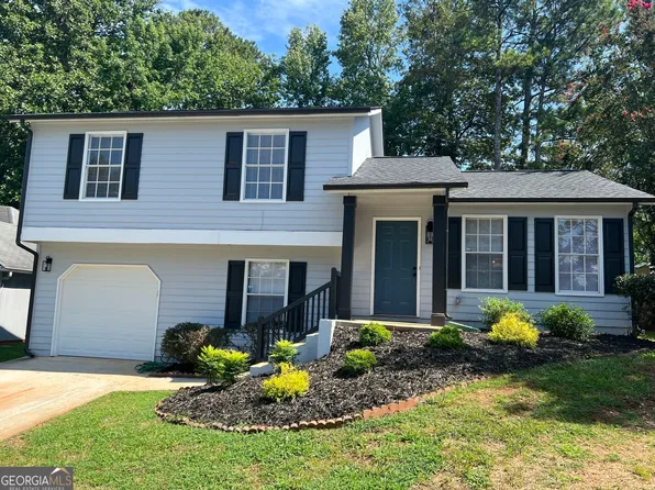 851 Shore Dr, Lithonia, GA 30058