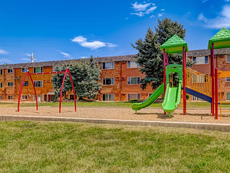 Vista Park — Photo 19