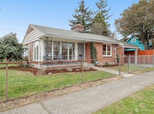 7904 39th Ave SW, Seattle, WA 98126