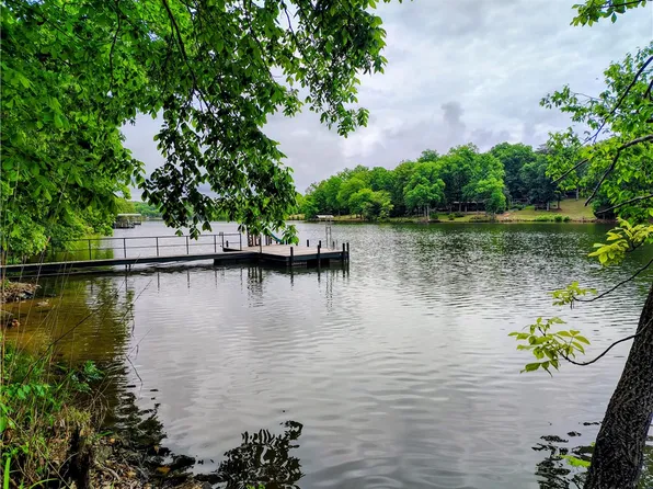 140 Waterside Dr, Iva, SC 29655