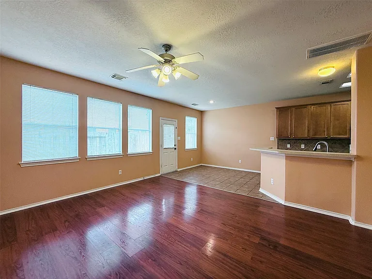 12414 Jasmine Brook Ln — Photo 4