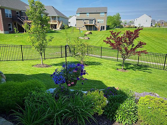 3rd image of 1641 Weeping Willow Ct