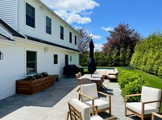 (Undisclosed Address), Southampton, NY 11968