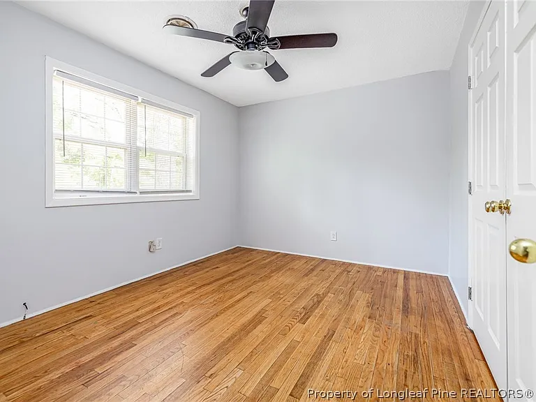 2328 Barrington Cir — Photo 25