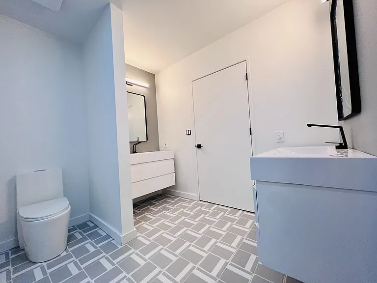 323 Gross St — Photo 23