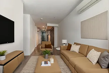 282 East 32nd Street