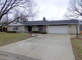 1005 Highview Ave, Rockford, IL 61107