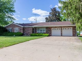 18945 Balltown Rd, Sherrill, IA 52073