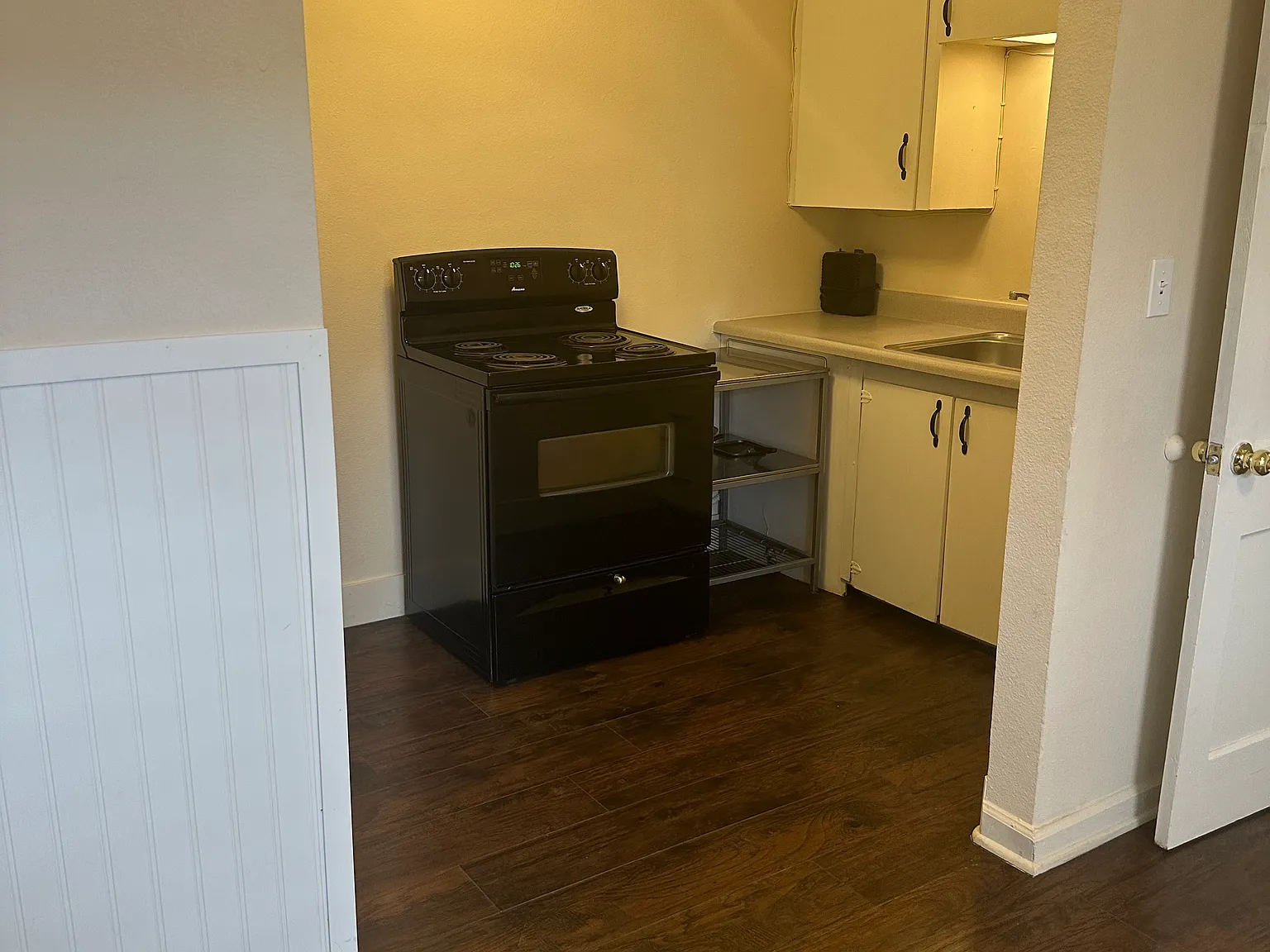 435 Basin St — Photo 4