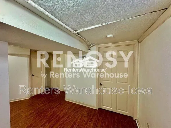 703 Prairie St, Adel, IA 50003