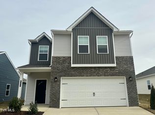 683 Saint Andrews Dr, Kingsport, TN 37664