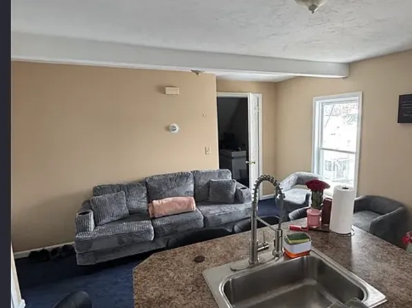 19 Ames Pl #4, Marlborough, MA 01752