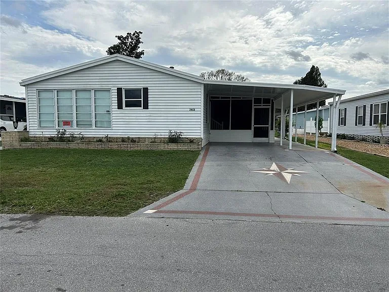 39638 Sunvalley Dr — Photo 1