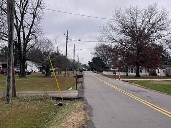5th image of 506 W Sunset Dr