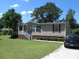 1982 Colonial Ave, Beaufort, SC 29906