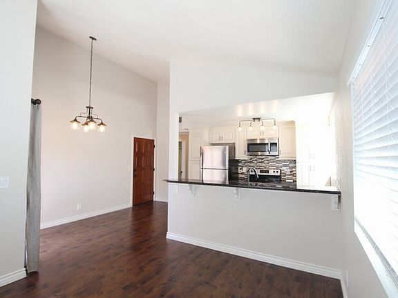3rd image of 2875 Monroe Ave APT 6