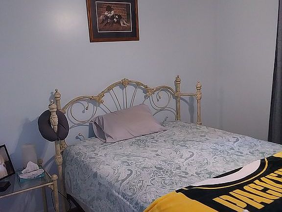 1st bedroom
