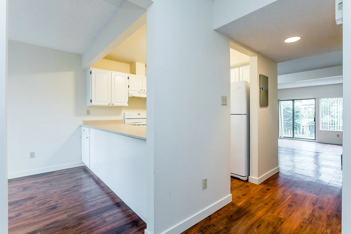 1504 Maplehurst Cir #1594 photo 1