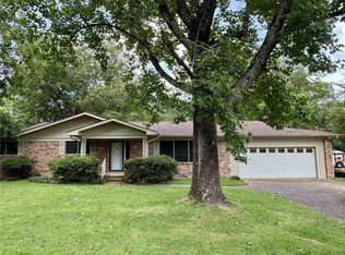117 Orchard St, Hot Springs, AR 71913