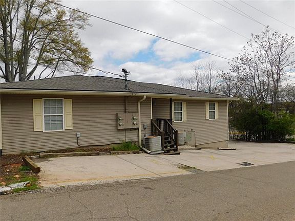 5th image of 169179 Hawkins St