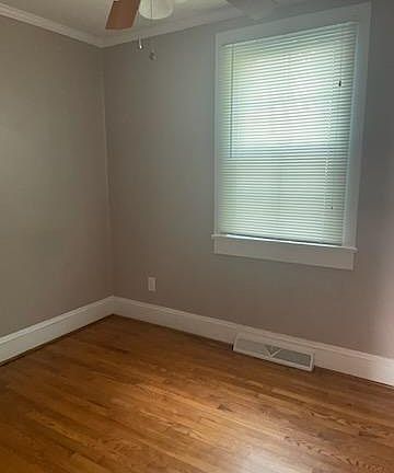 3rd image of 416 E Atlantic St