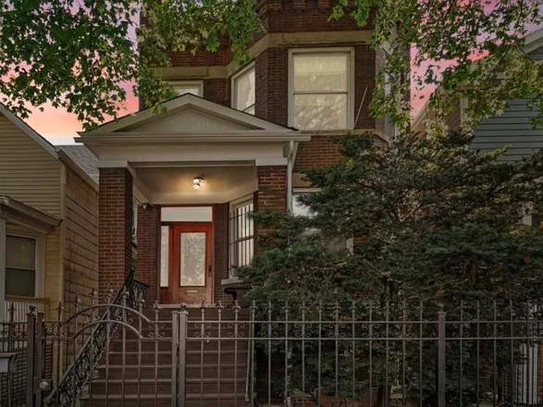 2449 N Springfield Ave #G — Photo 12