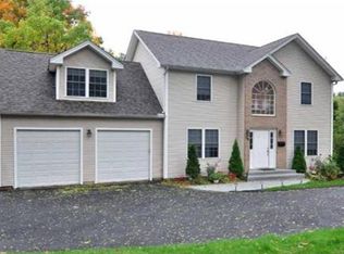56 Federal St, Agawam, MA 01001