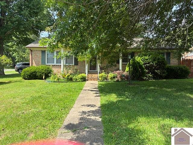 1st image of 211 Reed St